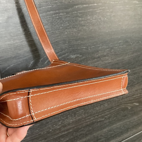 Like New Patricia Nash Cognac Leather Crossbody Bag - Picture 8 of 16